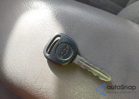 2001 Chevrolet S10 from USA, damaged, VIN 100CS19W018193581